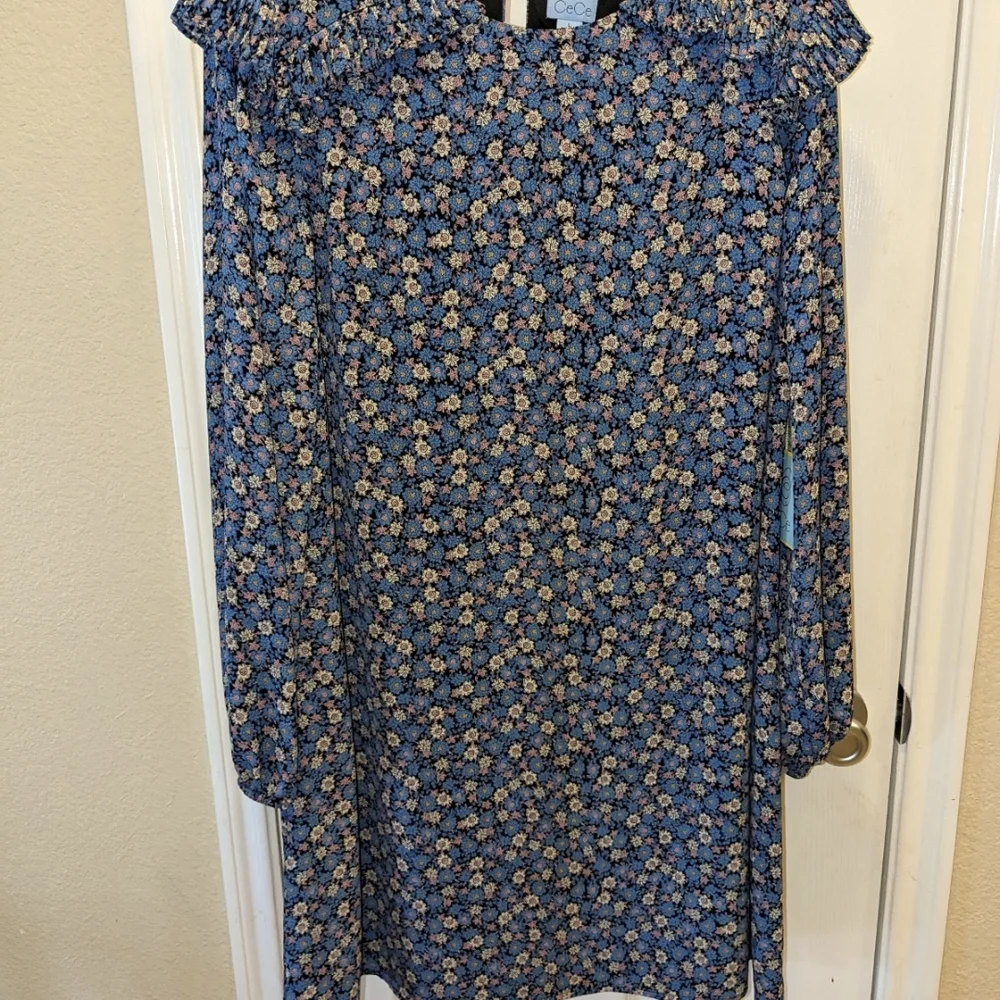 CeCe Floral Dress - Picture 4 of 5